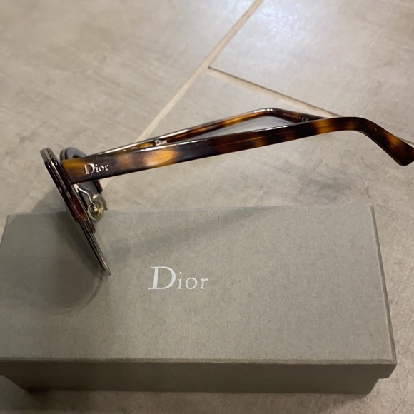 Dior Sunglasses - Picture 2 of 10